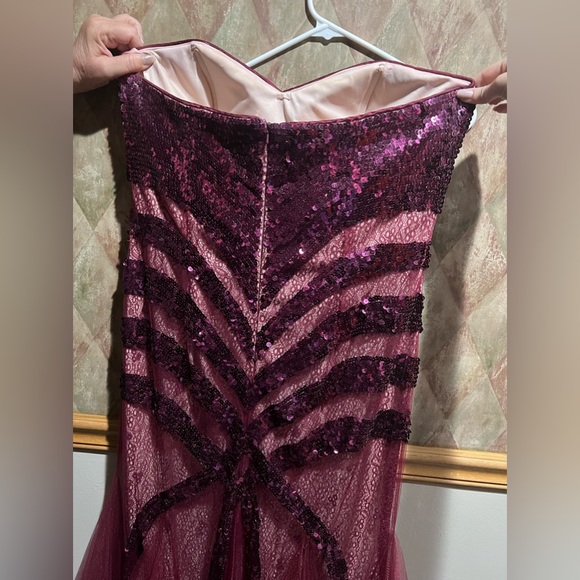 RoyalQueen collection Maxi Dress - Picture 9 of 9